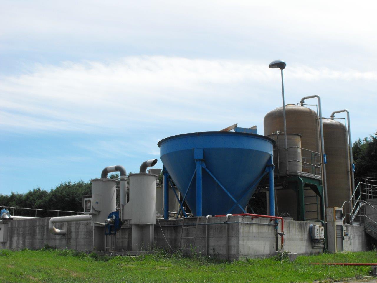 Treatment and disposal of liquid waste