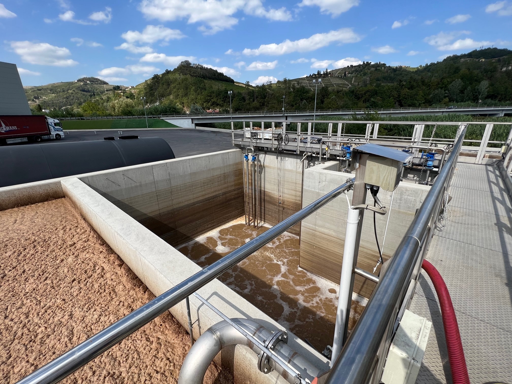 Производство мяса и колбасных изделий